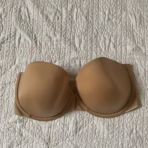 Victoria’s Secret Lined Strapless Bra.